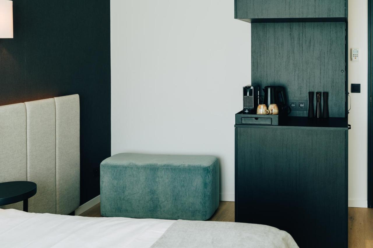 Factory Hotel Беверен Экстерьер фото