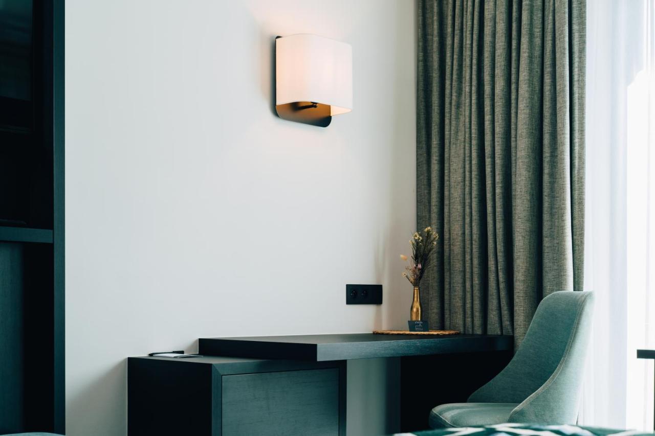 Factory Hotel Беверен Экстерьер фото