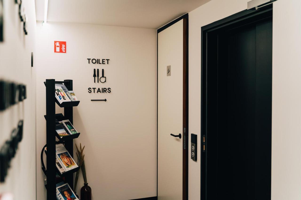 Factory Hotel Беверен Экстерьер фото