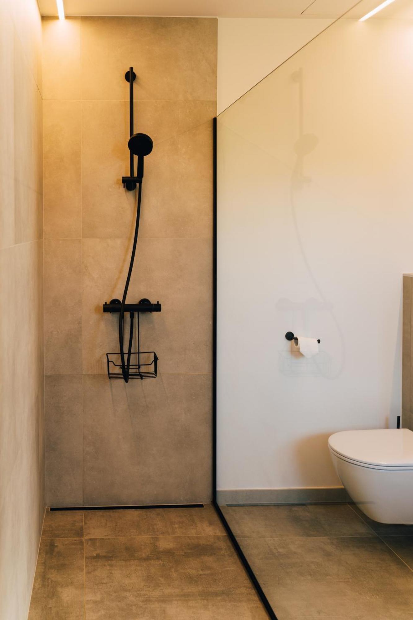 Factory Hotel Беверен Экстерьер фото